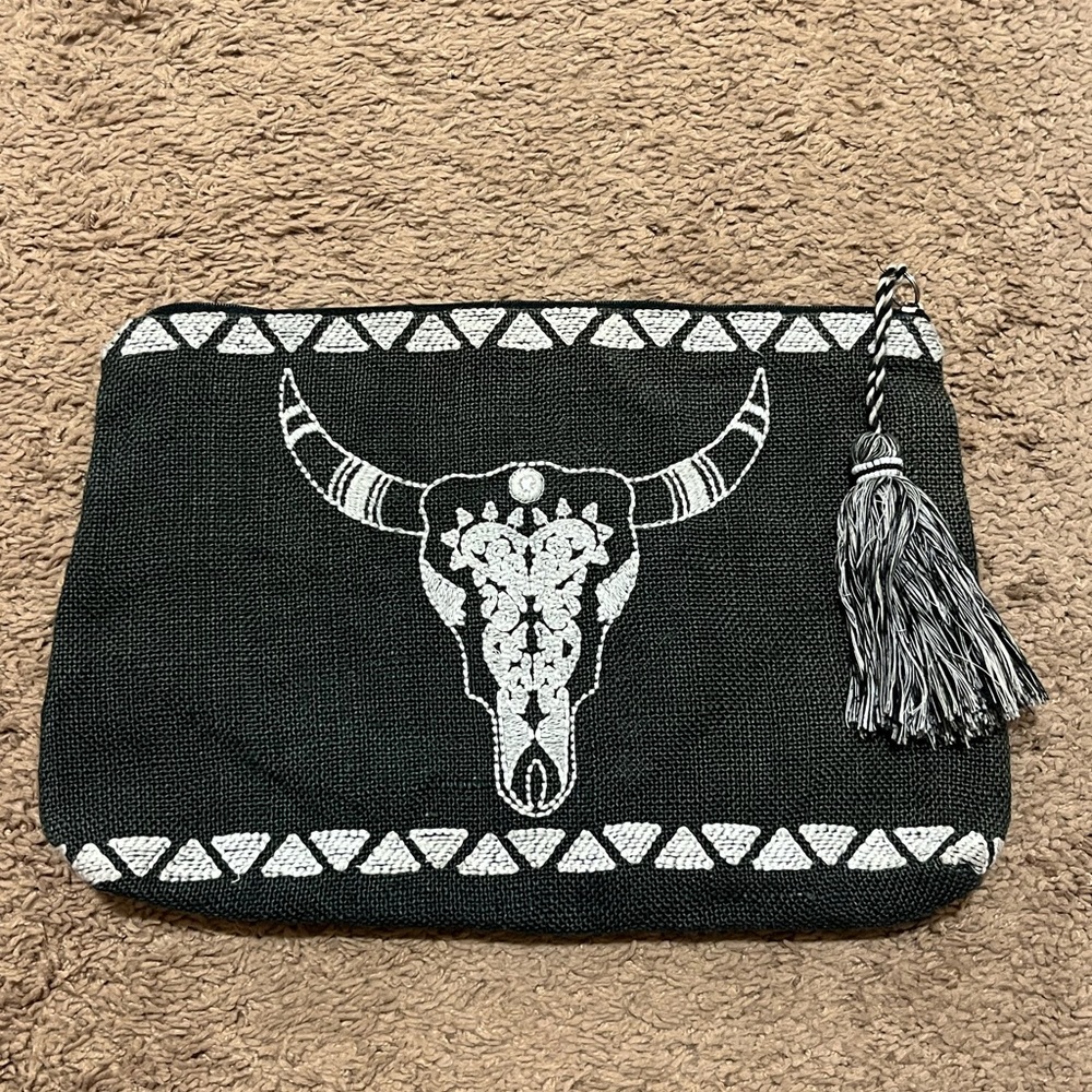 Western zipper pouch